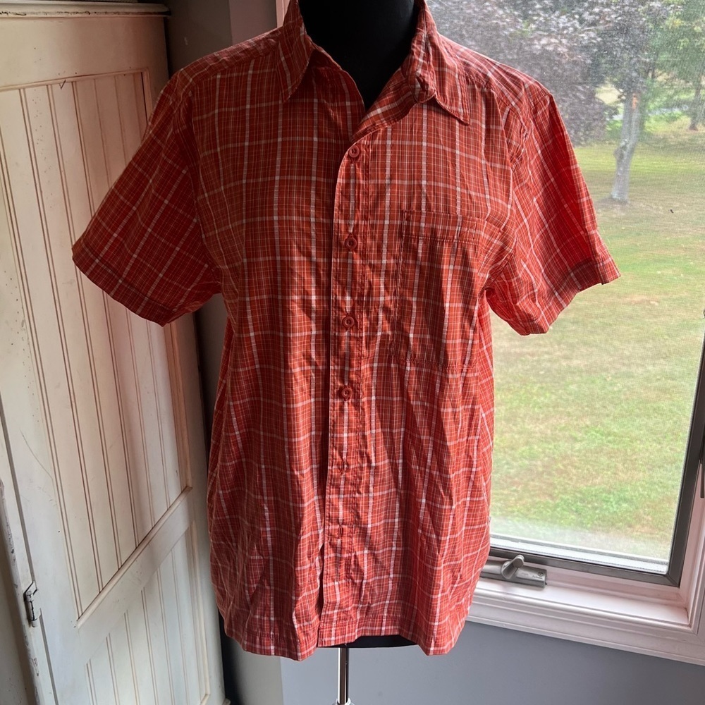 North Face Men’s Outdoors All Season Plaid Button Down